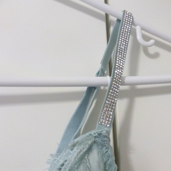 VICTORIA'S SECRET mint green unlined bustier top with sparkly straps - Picture 5 of 11